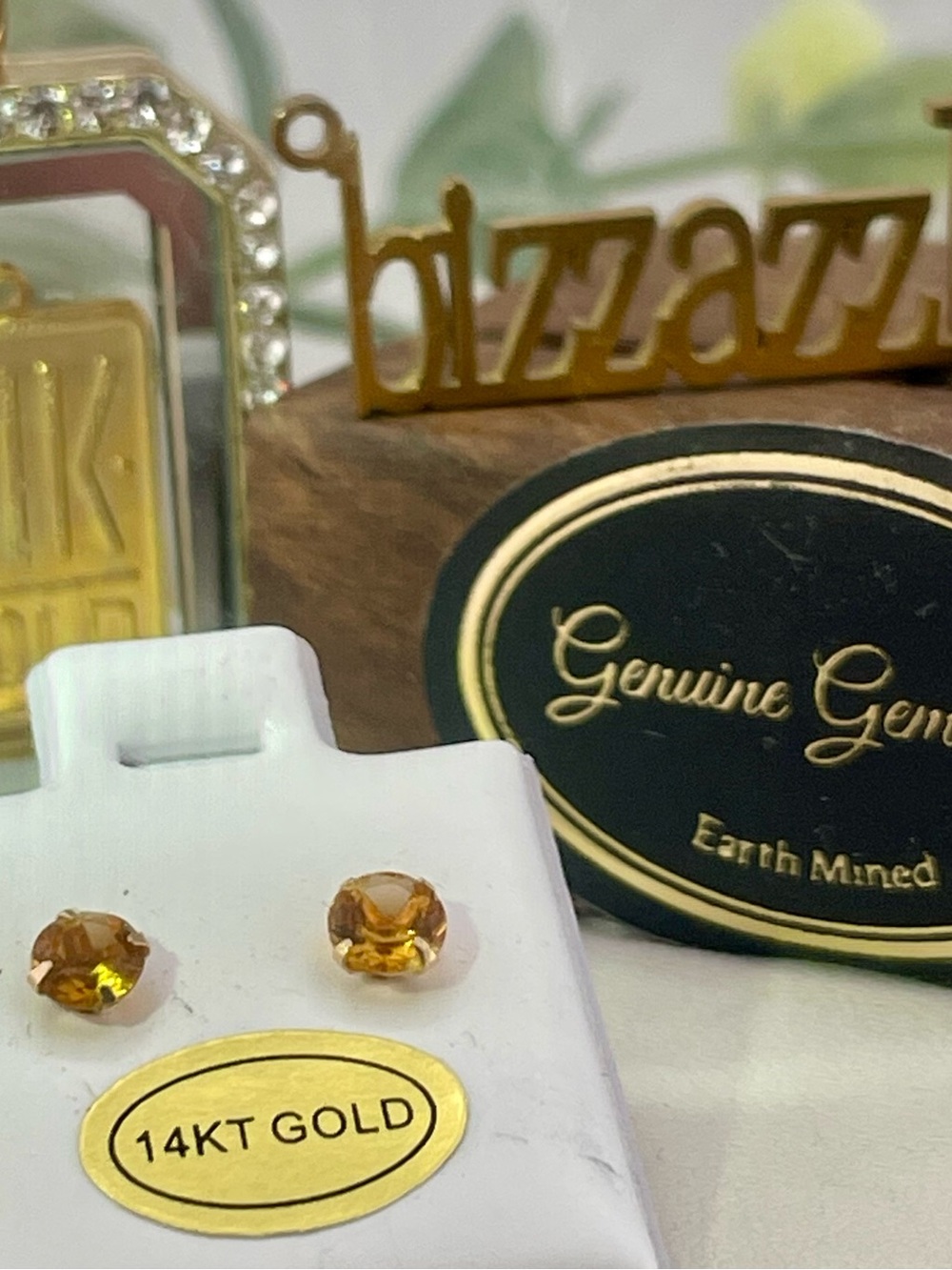 14KT solid Citrine stud earrings 4mm each. .50ct total - Picture 10 of 12